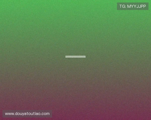 梦游大都会:都市霓虹下的奇幻漫步